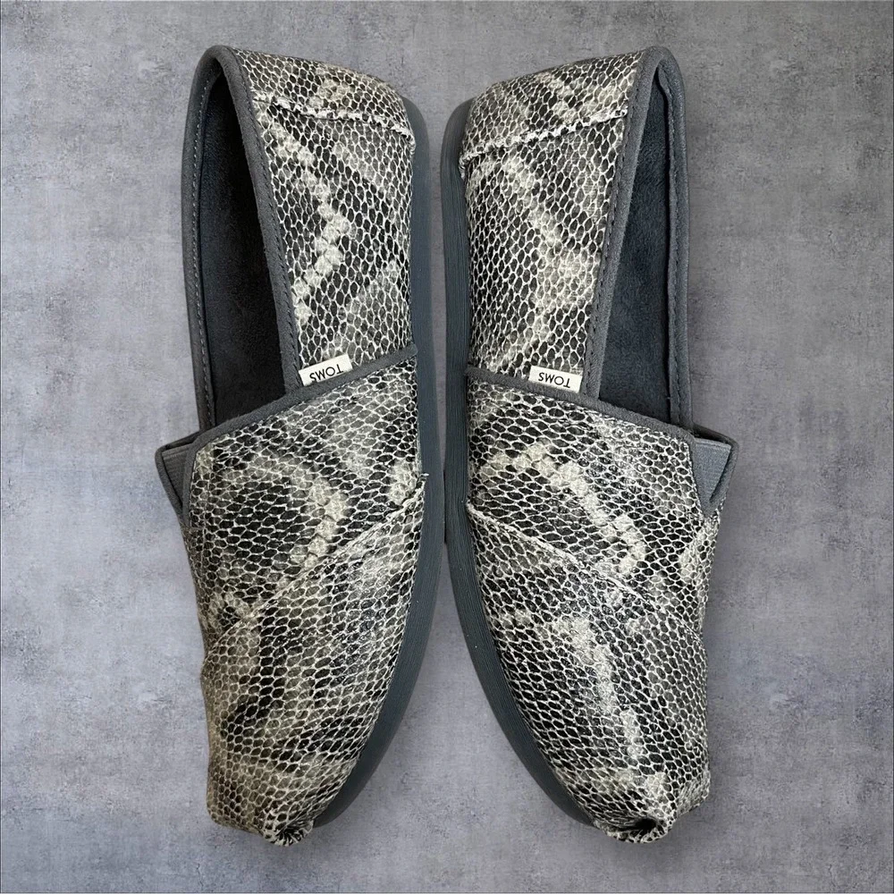 TOMS Alpargata Gray Snakeskin Print Espadrille Loafer Shoes Womens 7 Flats‎